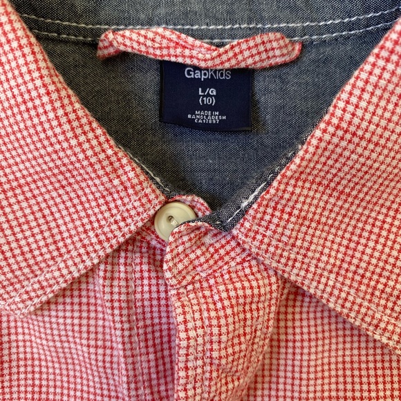 Gap kids casual button down. Size Large (kids). - Picture 6 of 6